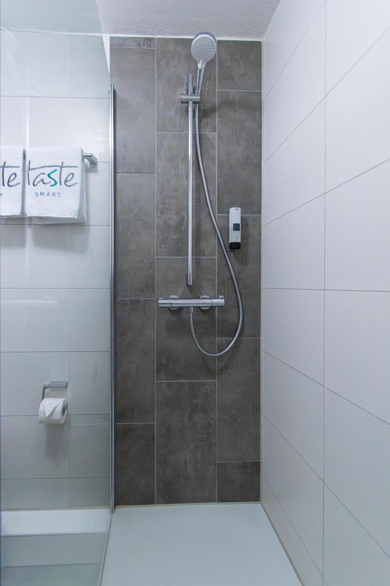 Taste Smart Hotel Lampertheim Exteriör bild