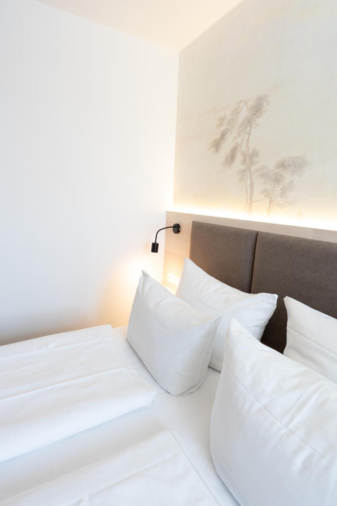 Taste Smart Hotel Lampertheim Exteriör bild